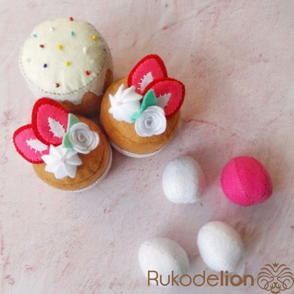 Кекс с клубникой